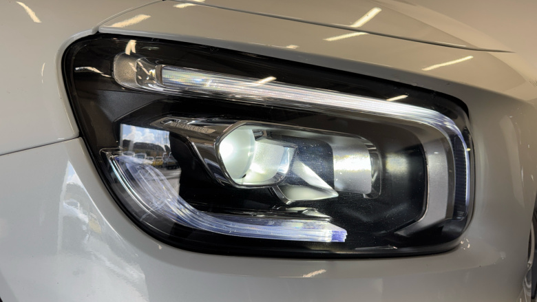 Mercedes-Benz GLB 200 AMG Line Premium 5dr 7G-Tronic Petrol Estate